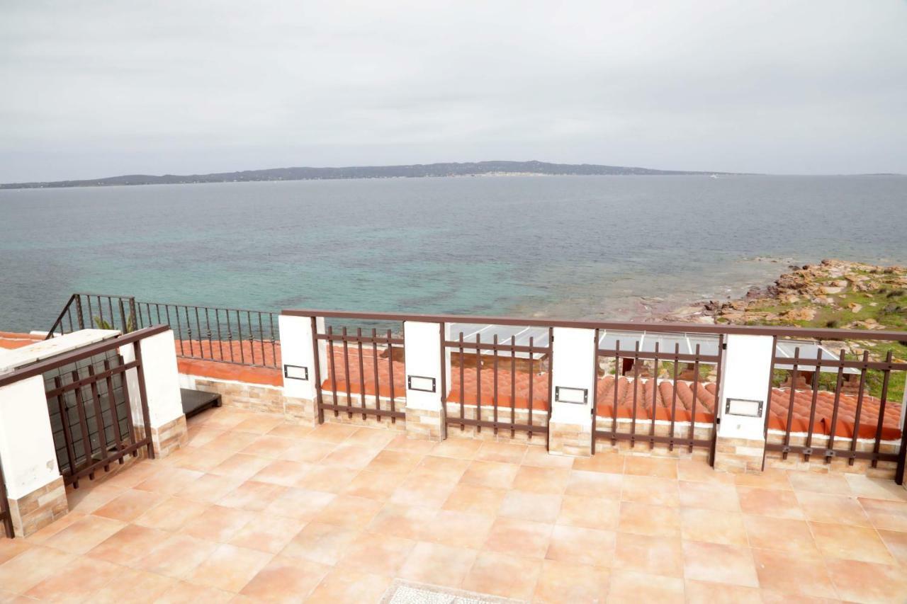 Luxury Apt Apartamento Calasetta Exterior foto