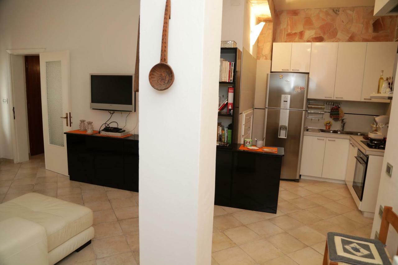 Luxury Apt Apartamento Calasetta Exterior foto